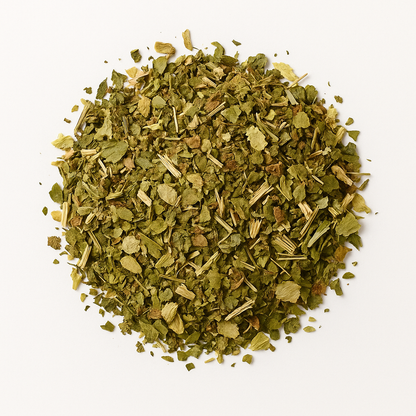 Zen Nights gedroogde kruidenblend in cirkelvorm op witte achtergrond